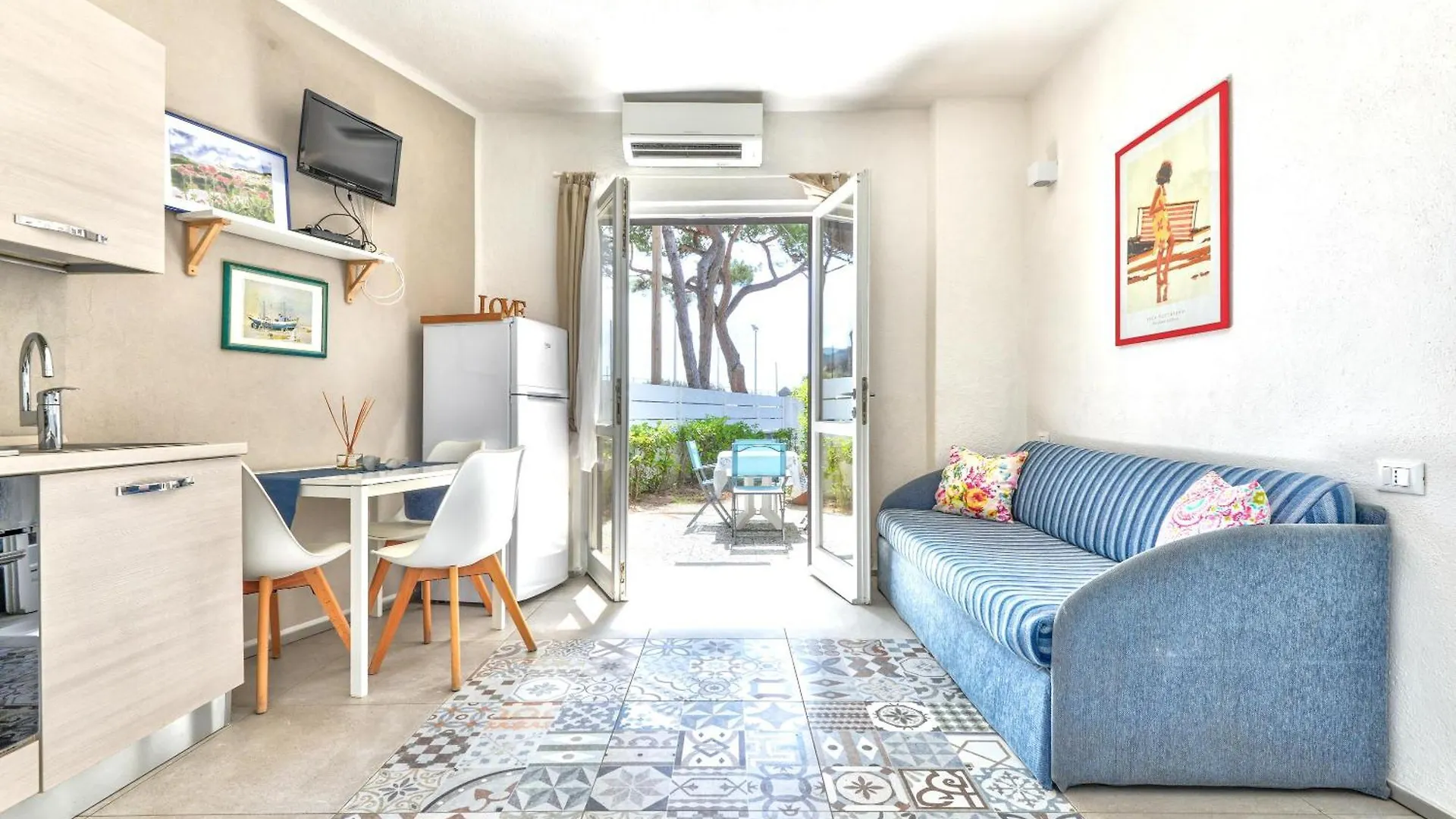 Villa Fantagali Apt 502 마리나디캄포 이탈리아