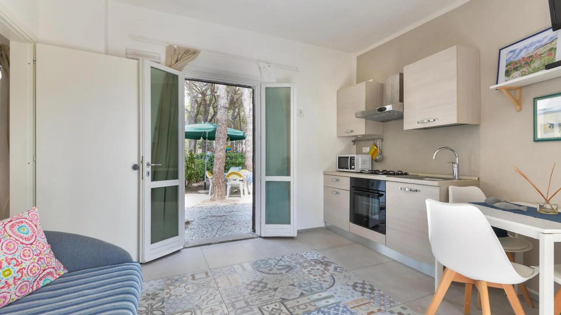 Villa Fantagali Apt 502 마리나디캄포 이탈리아